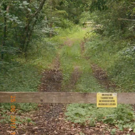 Le Vieux Sart 3 بيت للعطل